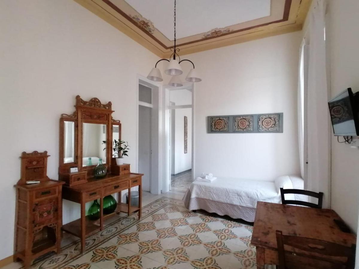 טראפאני Boutique Rooms And Breakfast Granveliero מראה חיצוני תמונה